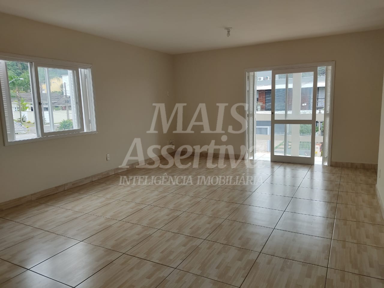 Sobrado 2 quartos para Venda no bairro Jardim Mauá em Novo Hamburgo