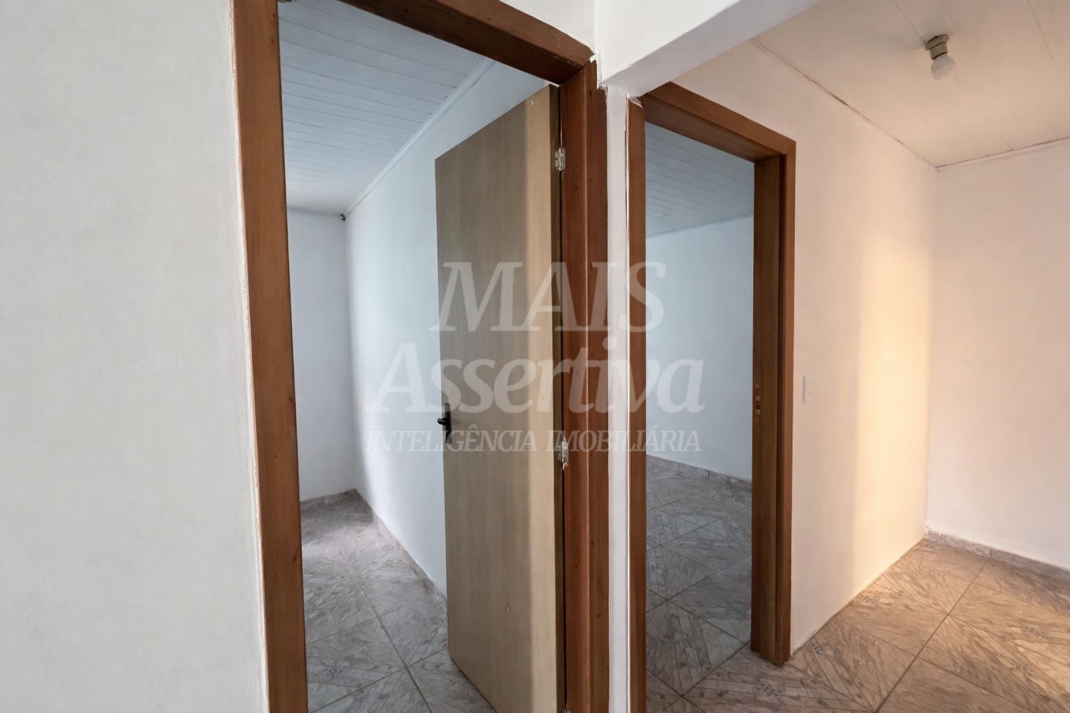 Casa de 2 dormitórios para venda - Diehl em Novo Hamburgo 