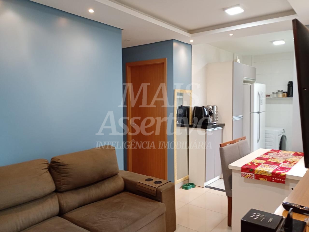 Apartamento térreo, semi mobiliado para venda no Porto Baden  