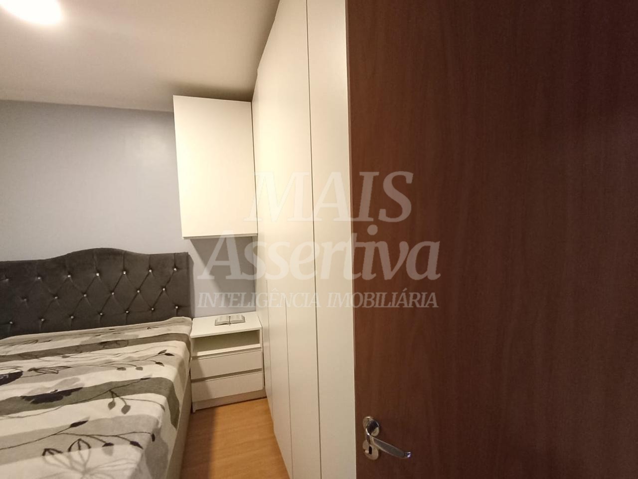 Apartamento semi mobiliado para venda no Porto Baden - térreo