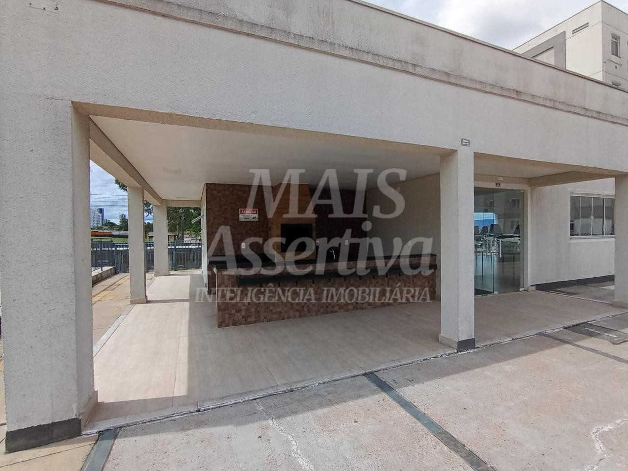 Apartamento semi mobiliado para venda no Porto Baden - térreo