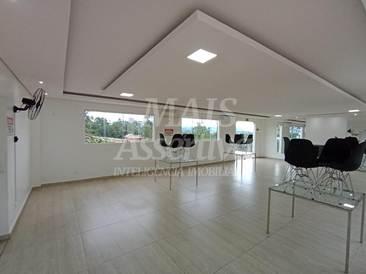 Apartamento semi mobiliado para venda no Porto Baden - térreo