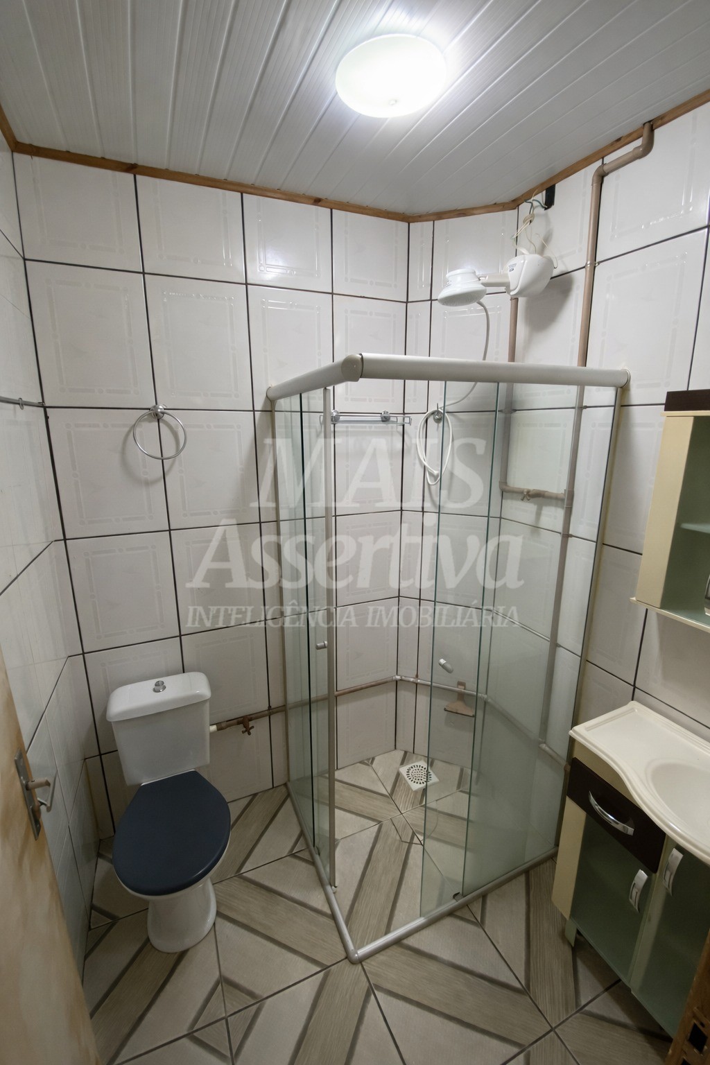 Casa para locação no bairro Canudos em Novo Hamburgo - 2 Quartos 