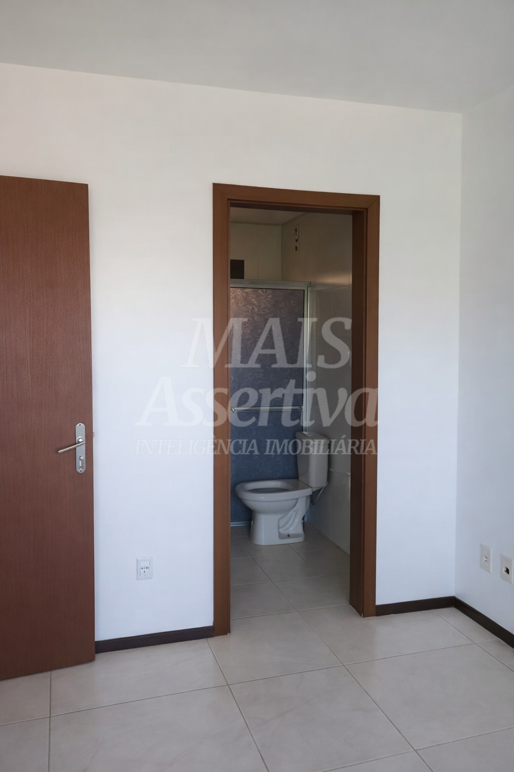 Casa de 3 dormitórios no bairro Guarini em Novo Hamburgo 