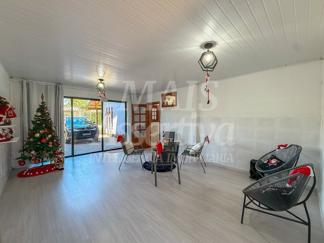 Casa mobiliada para locação em Estância Velha de 4 dormitórios - 250m²