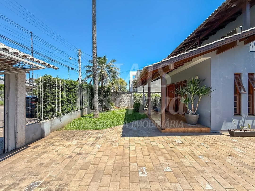 Casa mobiliada para locação em Estância Velha de 4 dormitórios - 250m²