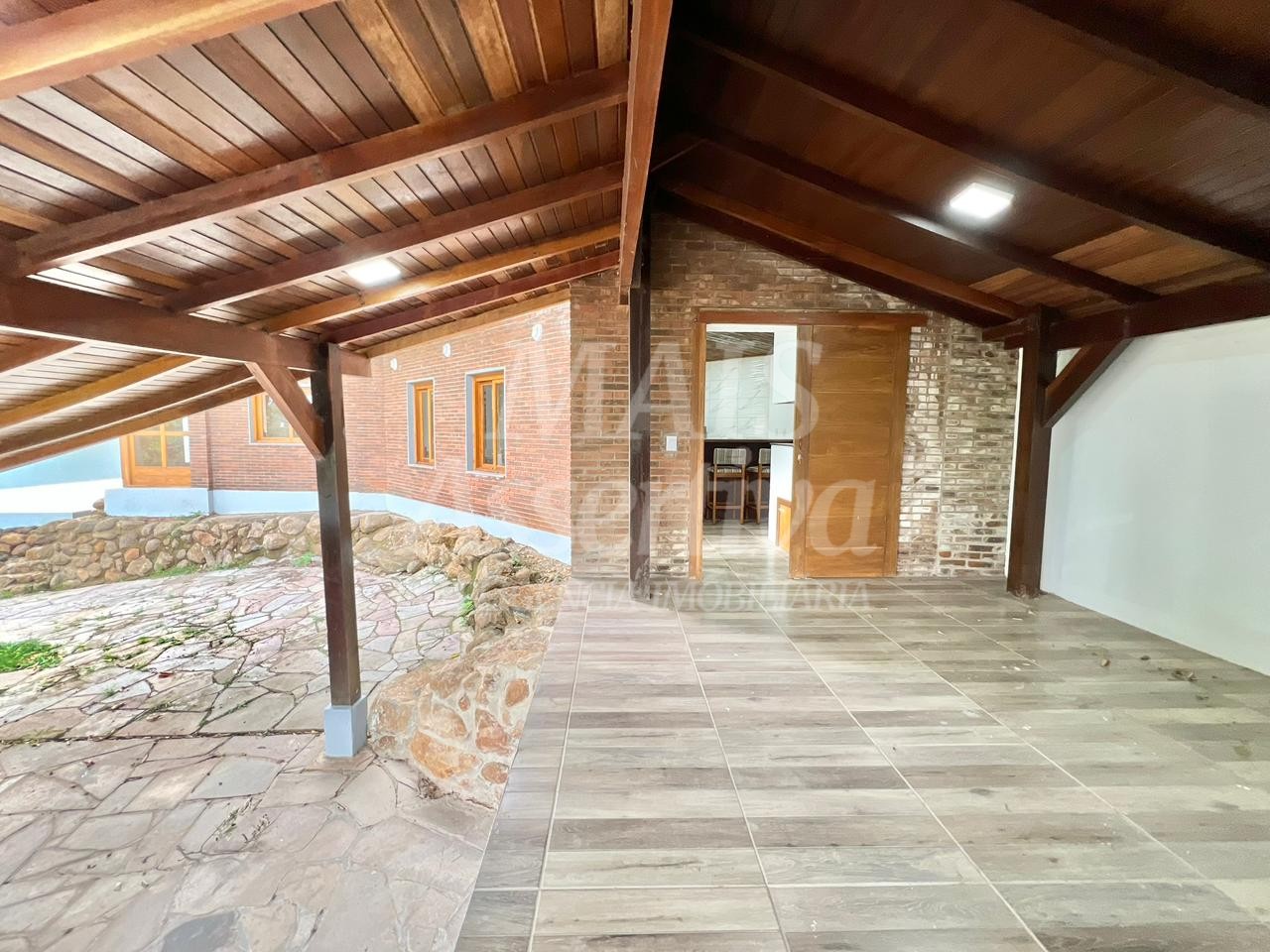 Casa para locação, bairro Cidade Nova em Ivoti - 250m² 