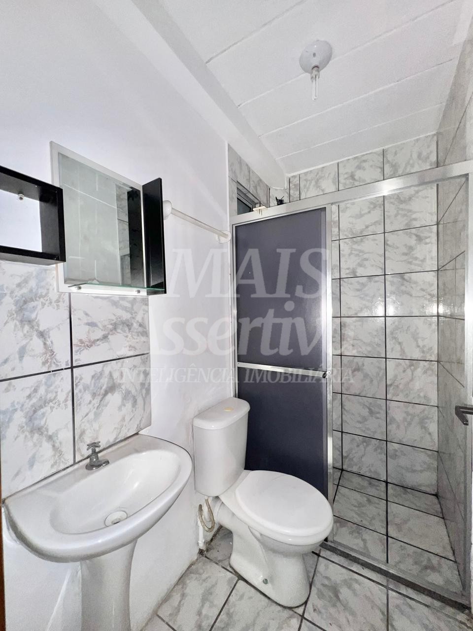 Apartamento térreo para venda - Residencial Daltro Filho 