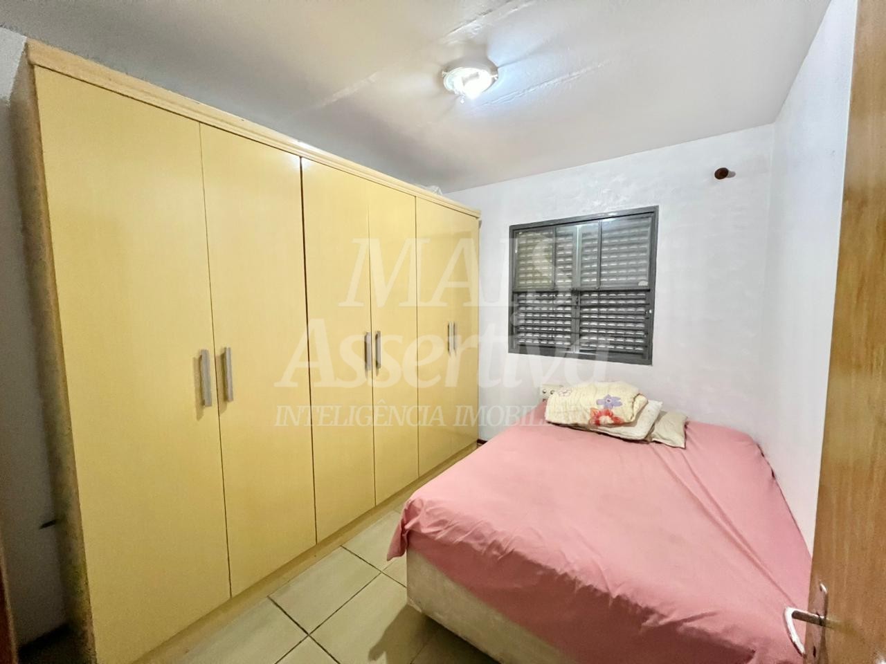 Apartamento mobiliado para locação no Residencial Sol Nascente - 3º andar