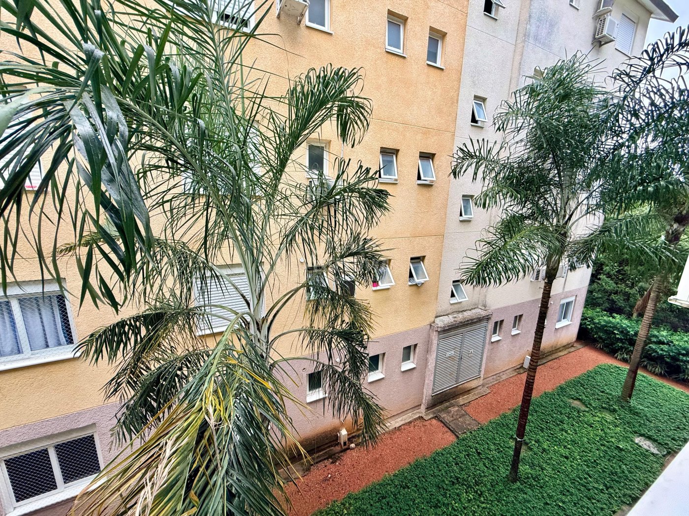 Apartamento semi mobiliado para venda, no condomínio Residencial Via Brasil, bairro São Jorge em NH
