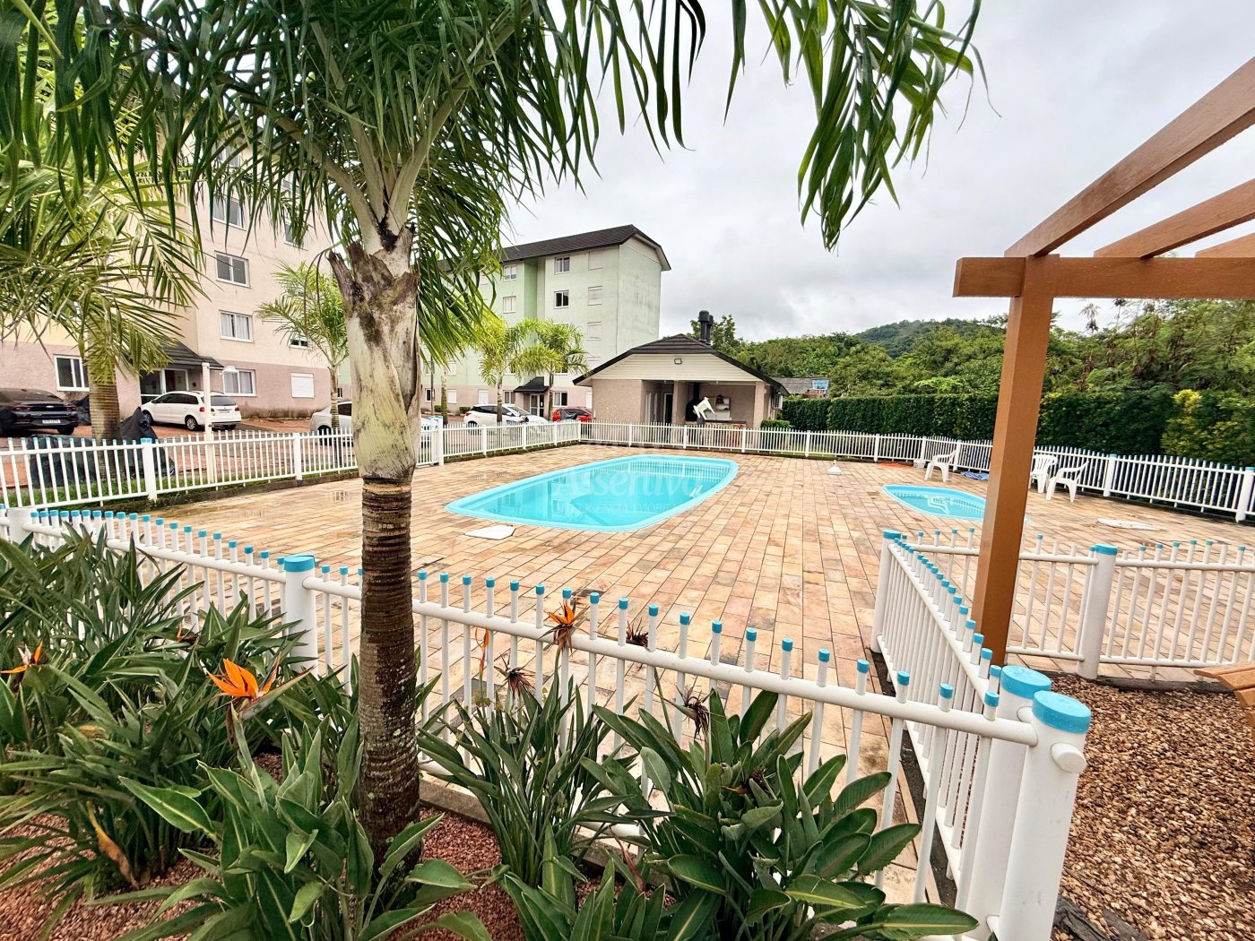 Apartamento semi mobiliado para venda, no condomínio Residencial Via Brasil, bairro São Jorge em NH