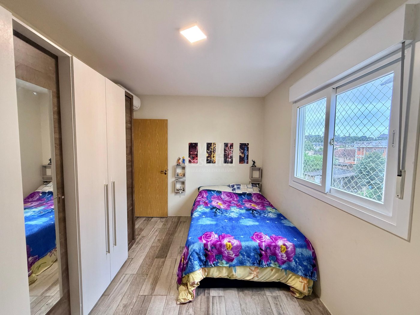 Apartamento semi mobiliado para venda, no condomínio Residencial Via Brasil, bairro São Jorge em NH