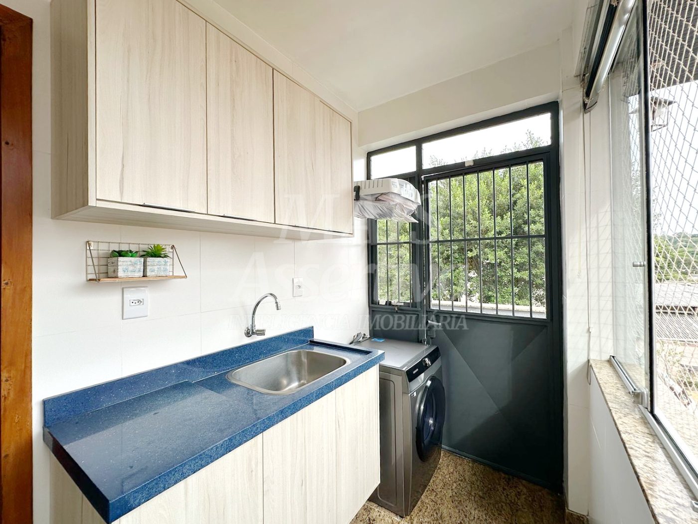 Casa mobiliada para venda, 3 dormitórios - bairro Floresta em Estancia Velha
