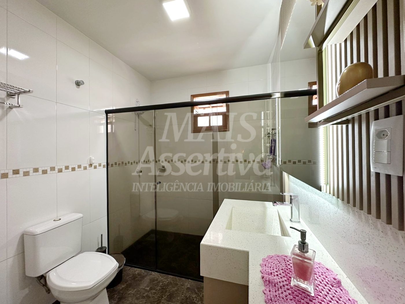 Casa mobiliada para venda, 3 dormitórios - bairro Floresta em Estancia Velha
