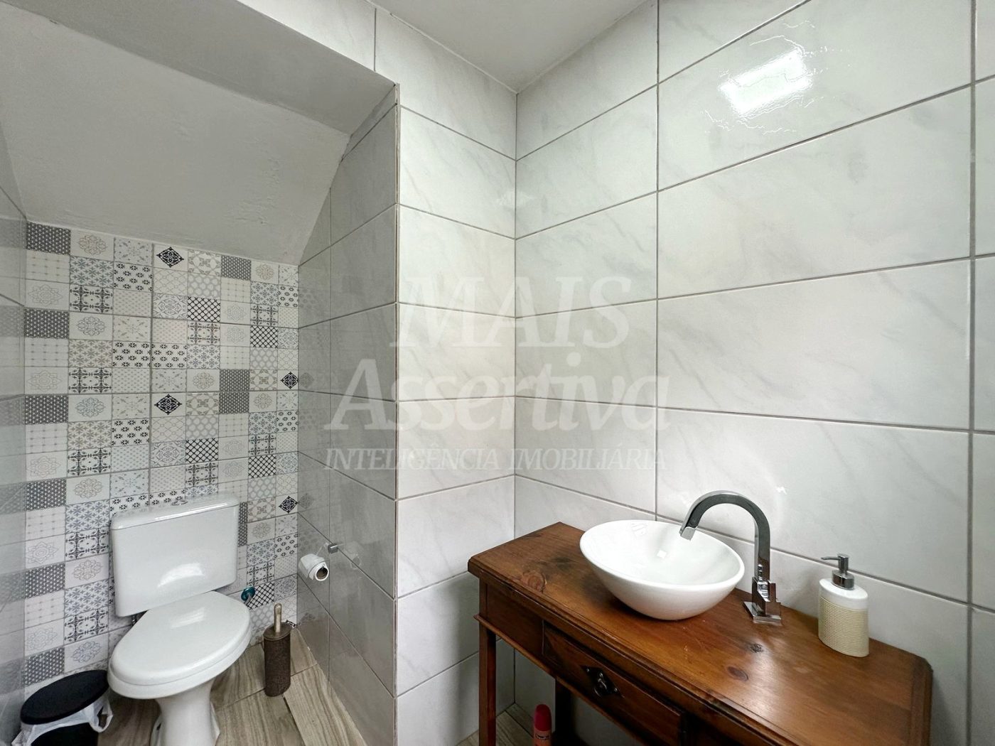 Casa mobiliada para venda, 3 dormitórios - bairro Floresta em Estancia Velha