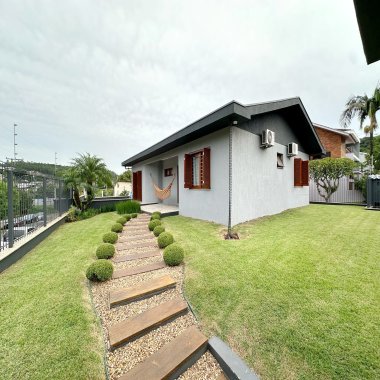 Casa mobiliada para venda, 3 dormitórios - bairro Floresta em Estancia Velha
