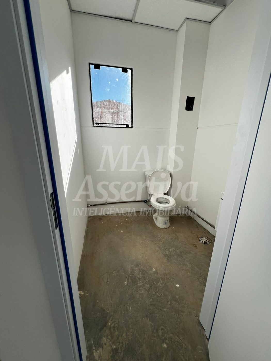 Sala comercial térrea para locação no Centro de Campo Bom/RS