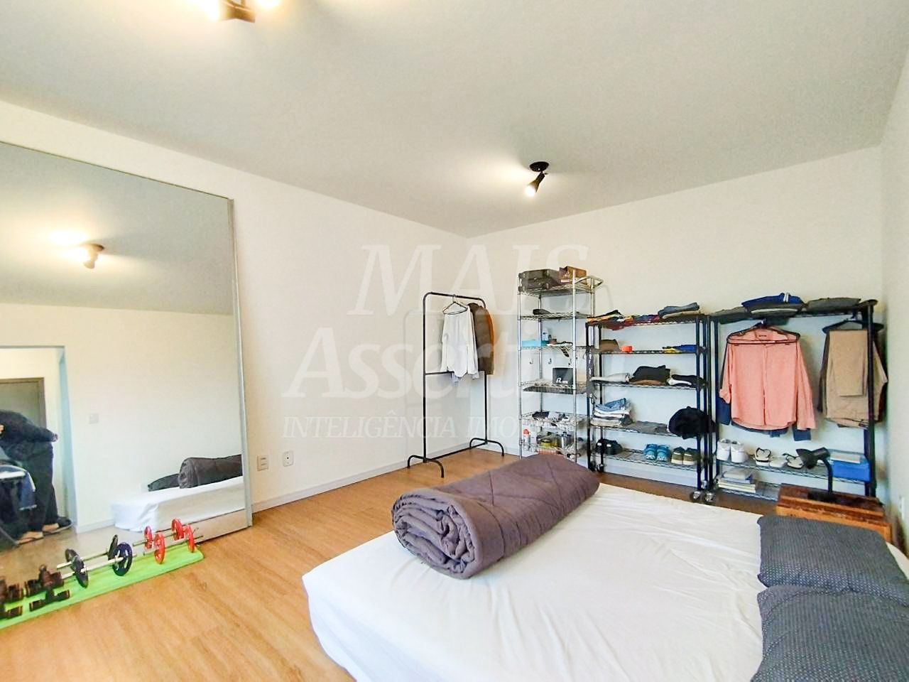 Apartamento semi mobiliado para venda Edificio Gustavo de 1 dormitório