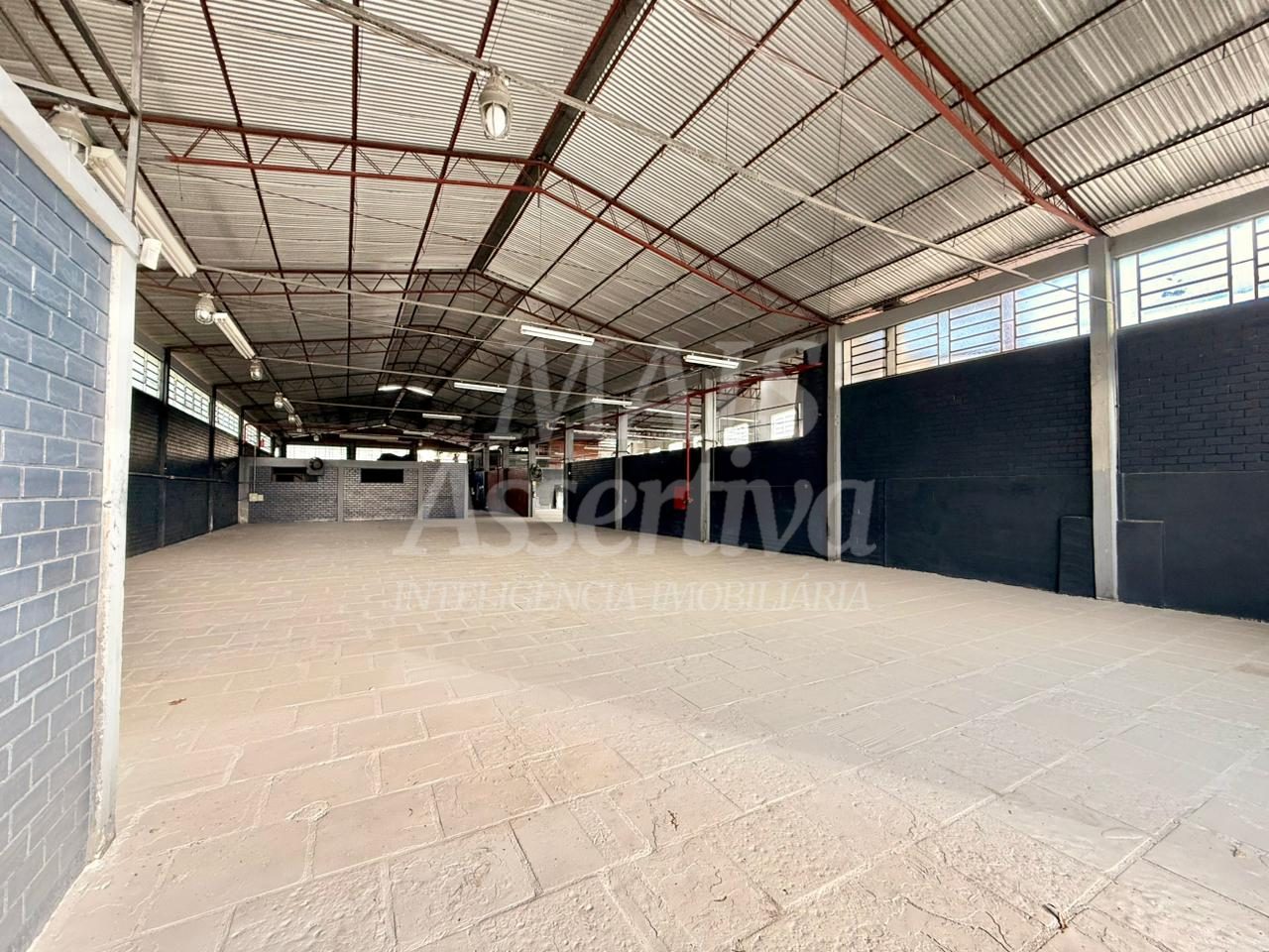 Prédio comercial pra locação de 1.440m² e terreno de 2.000m² - Novo hamburgo