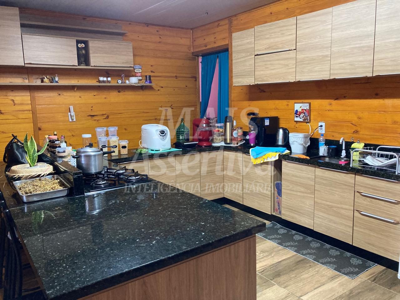 Casa 05 dormitórios para venda em Dois Irmãos bairro Floresta