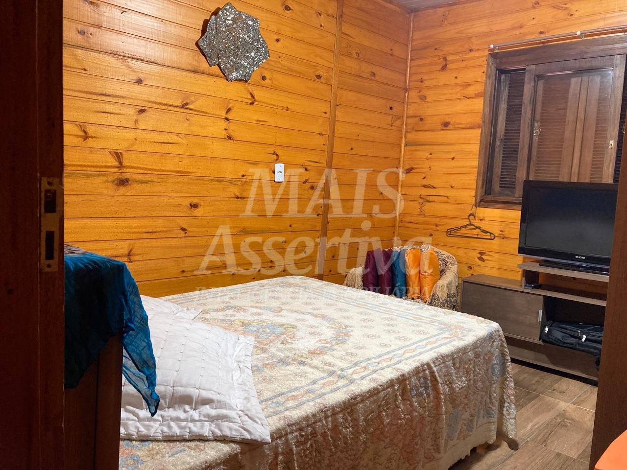 Casa 05 dormitórios para venda em Dois Irmãos bairro Floresta