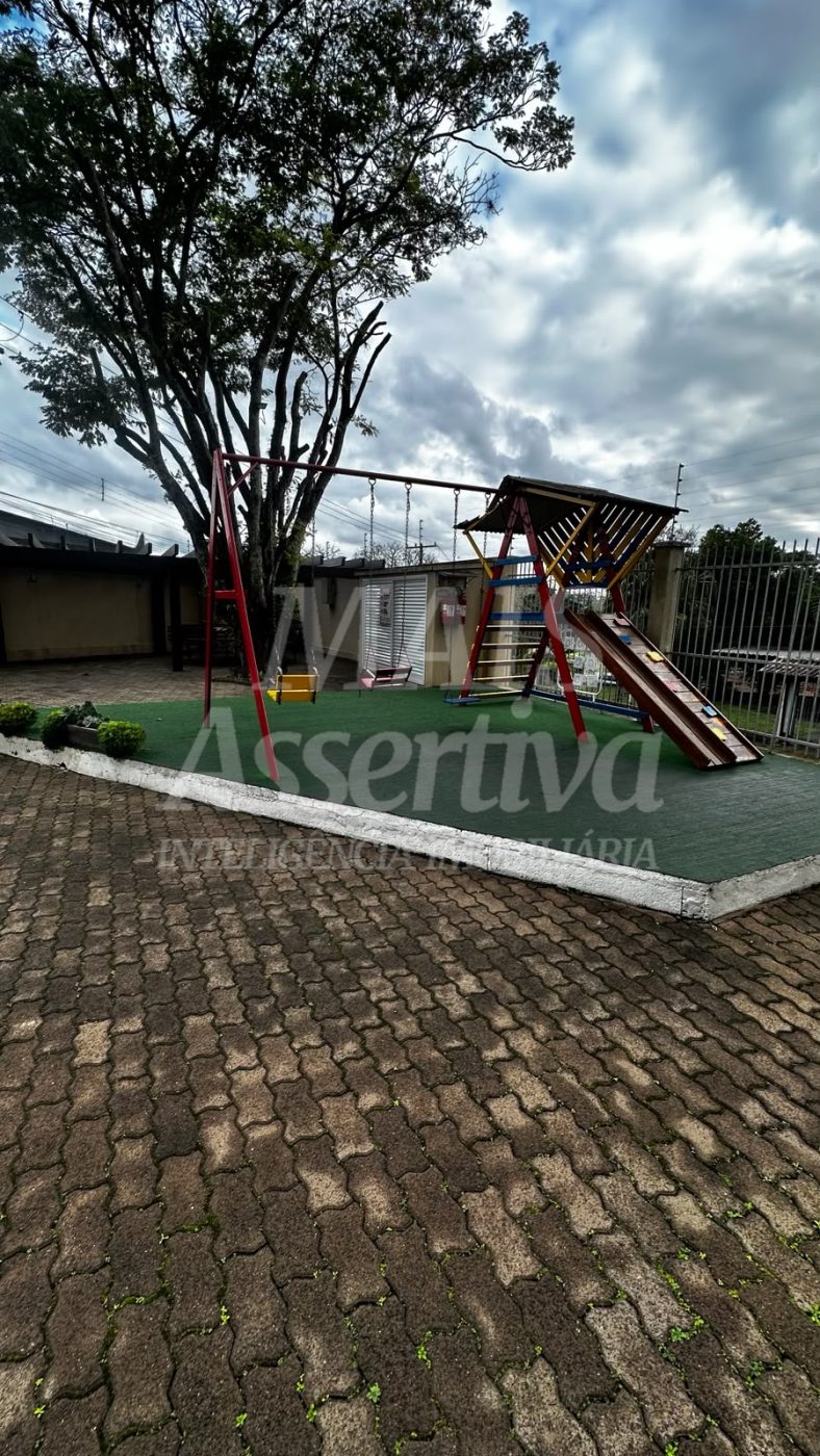 Cobertura semimobiliada para venda no centro de Campo Bom