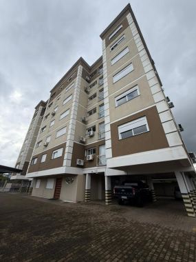 Cobertura semimobiliada para venda no centro de Campo Bom