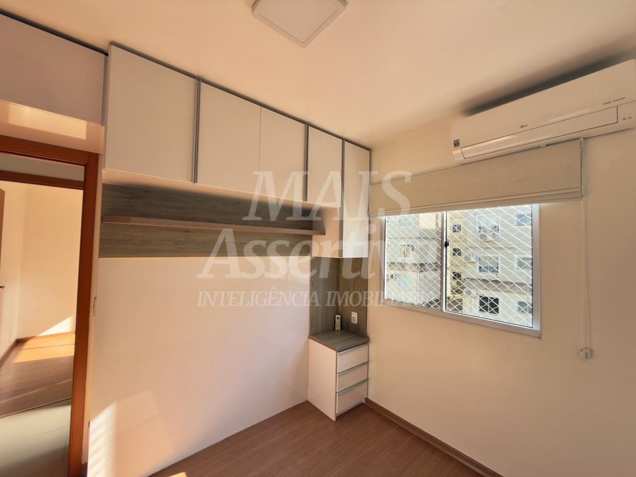 Apartamento semi mobiliado para venda no Saint Germain - 3º andar 