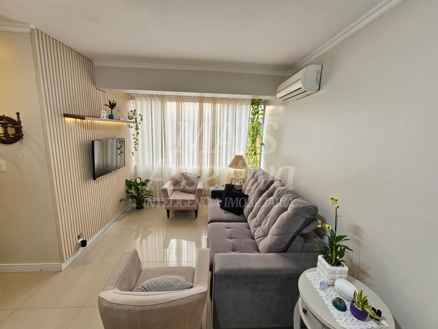 Apartamento térreo, semi mobiliado para venda - 66m² 