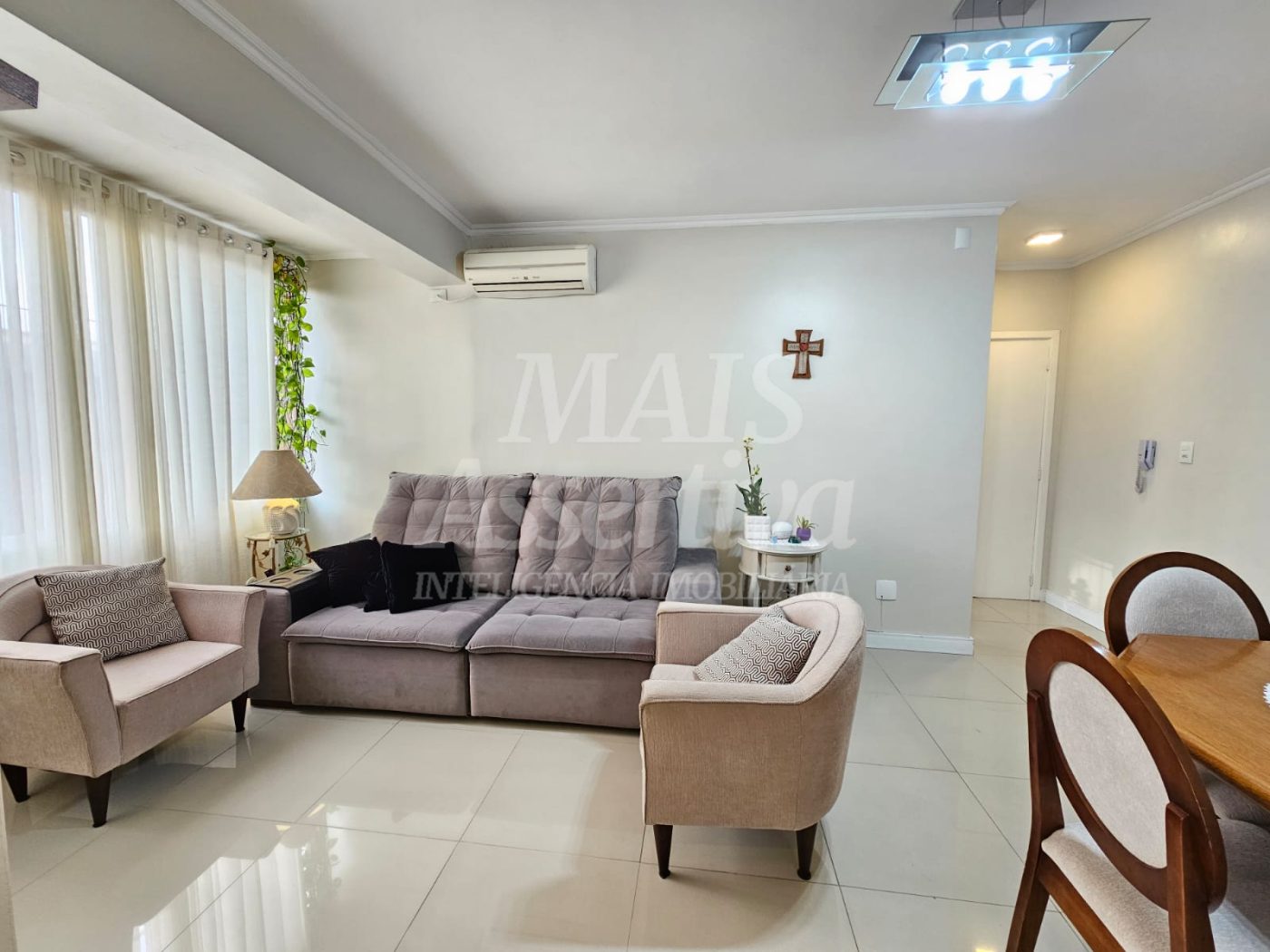 Apartamento térreo, semi mobiliado para venda - 66m² 