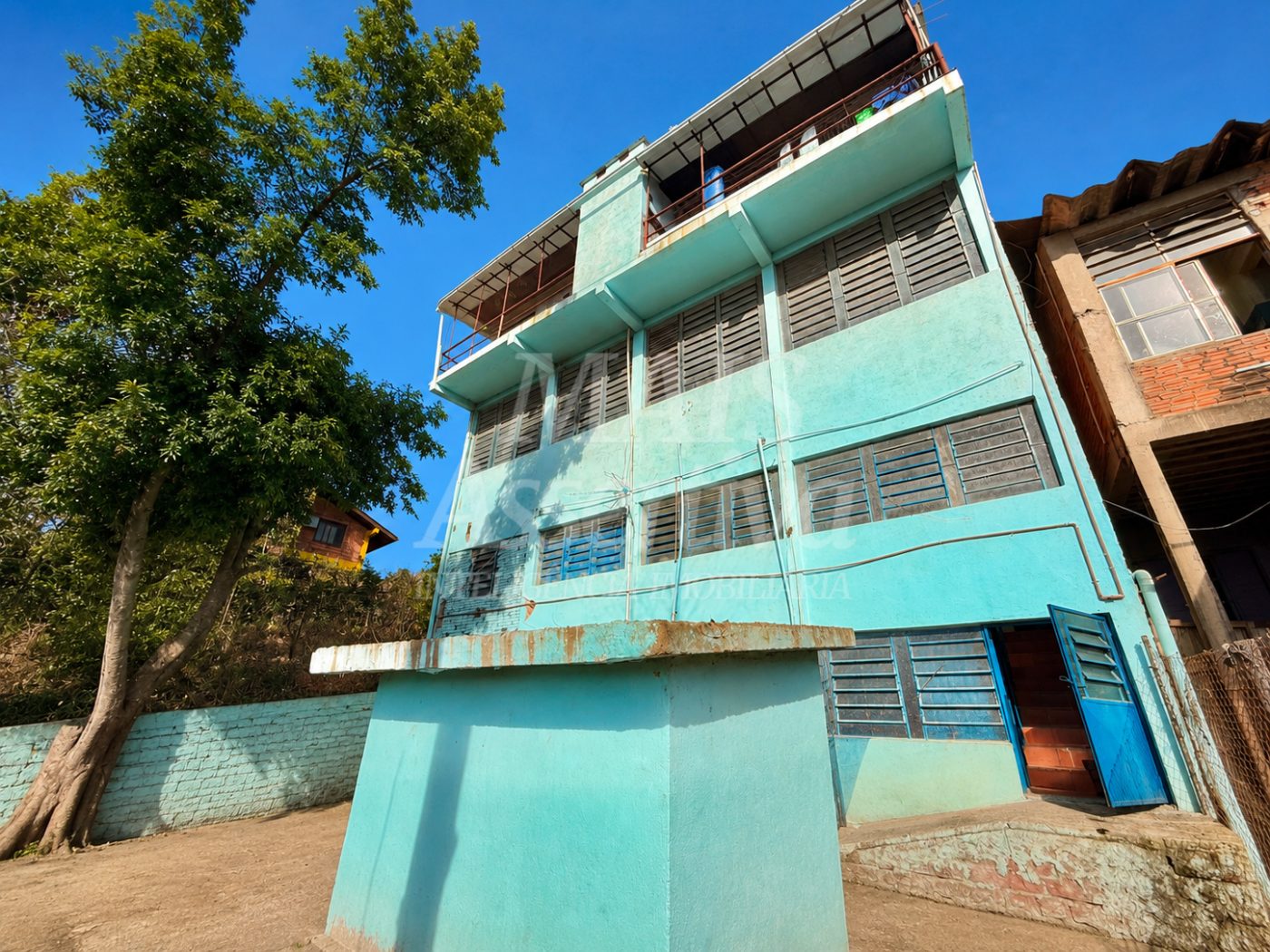 Imóvel comercial ara venda na Rua Guia Lopes de 750m² - prédio totalmente alugado