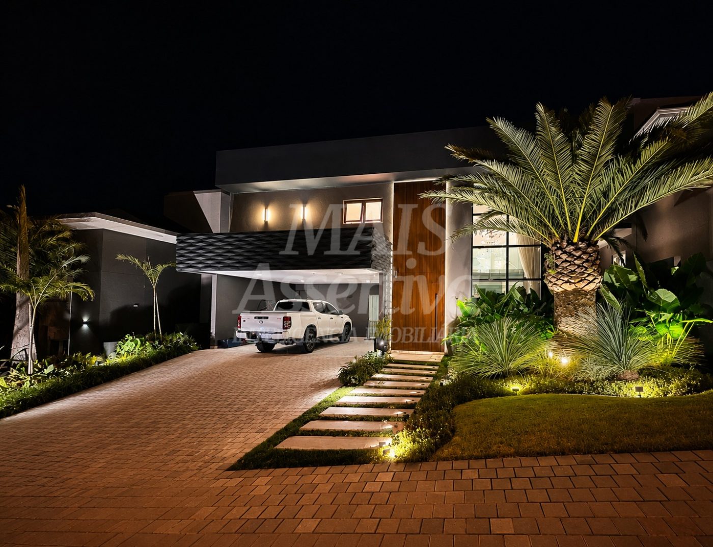 Casa, 3 quartos, 250 m² - Foto 1