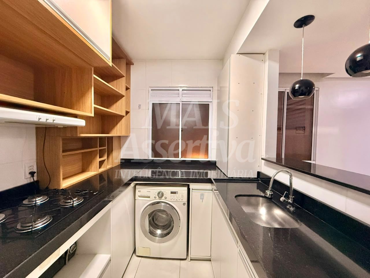 Apartamento semi mobiliado para locação - Saint Germain no 2º andar