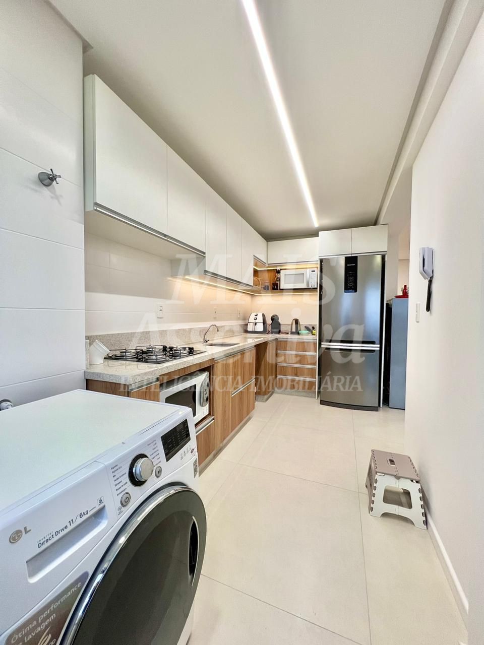 Apartamento semi mobiliado para venda - Condominio Ventury Residence, Centro de Campo Bom