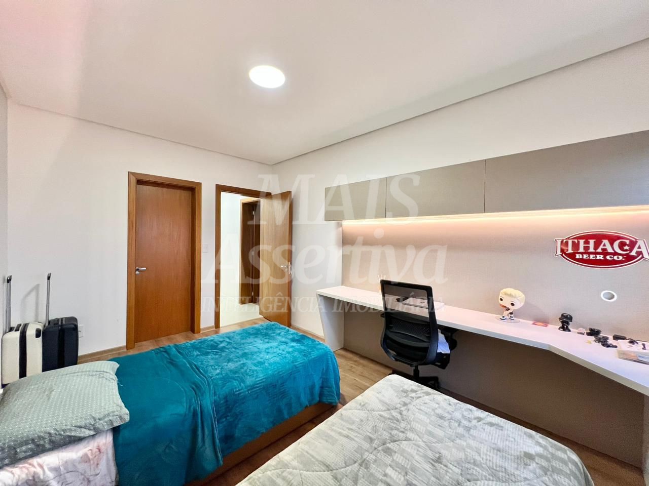 Apartamento semi mobiliado para venda - Condominio Ventury Residence, Centro de Campo Bom