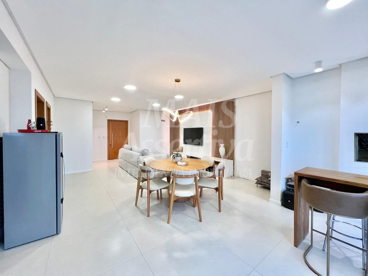 Apartamento semi mobiliado para venda - Condominio Ventury Residence, Centro de Campo Bom