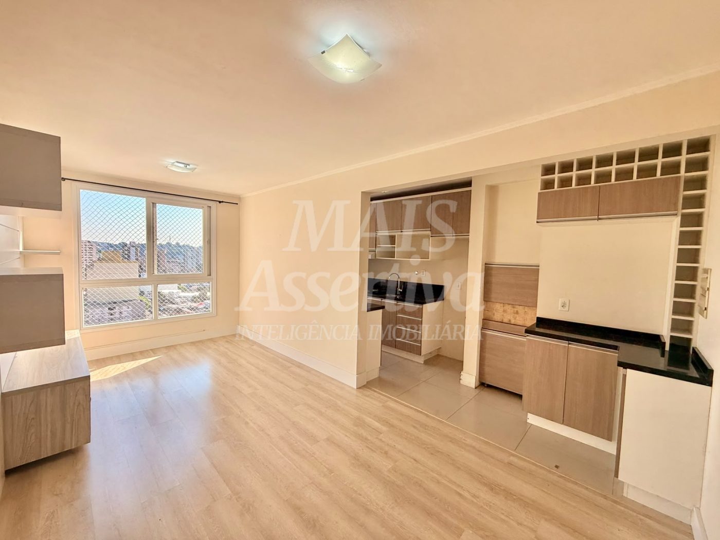 Apartamento semi mobiliado para venda no Edifício Downtown, Centro de Novo Hamburgo/RS. 