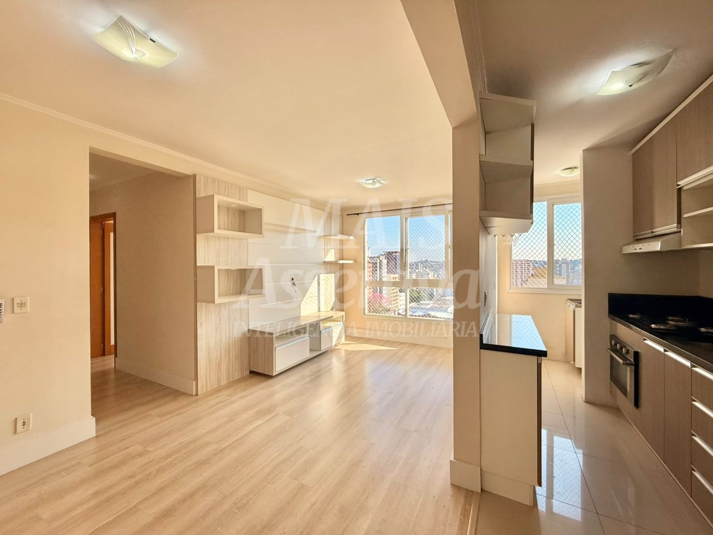 Apartamento semi mobiliado para venda no Edifício Downtown, Centro de Novo Hamburgo/RS. 