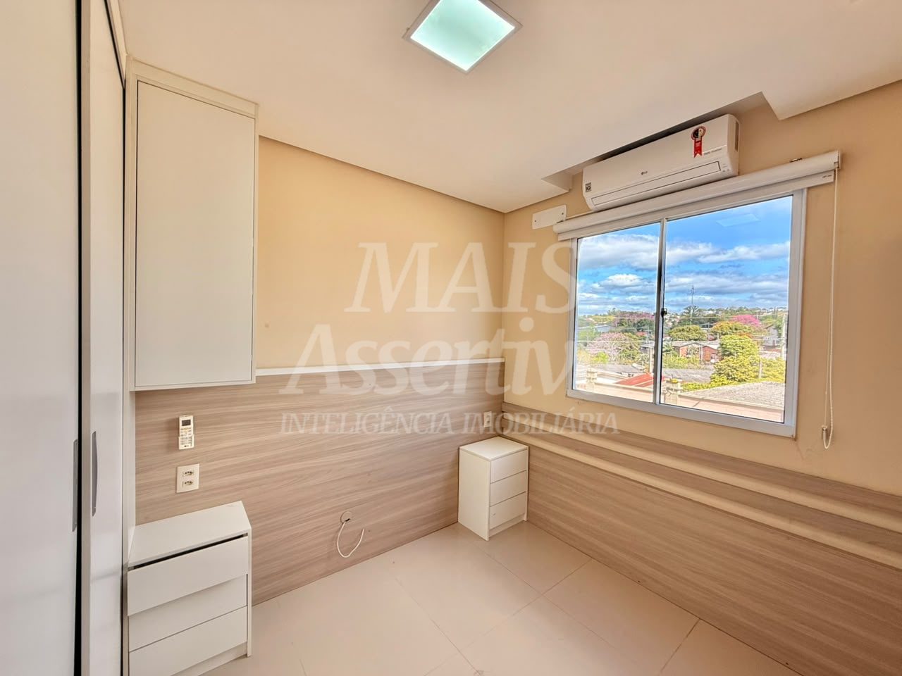 Excelente apartamento térreo para locação - Condomínio Saint Germain/Canudos