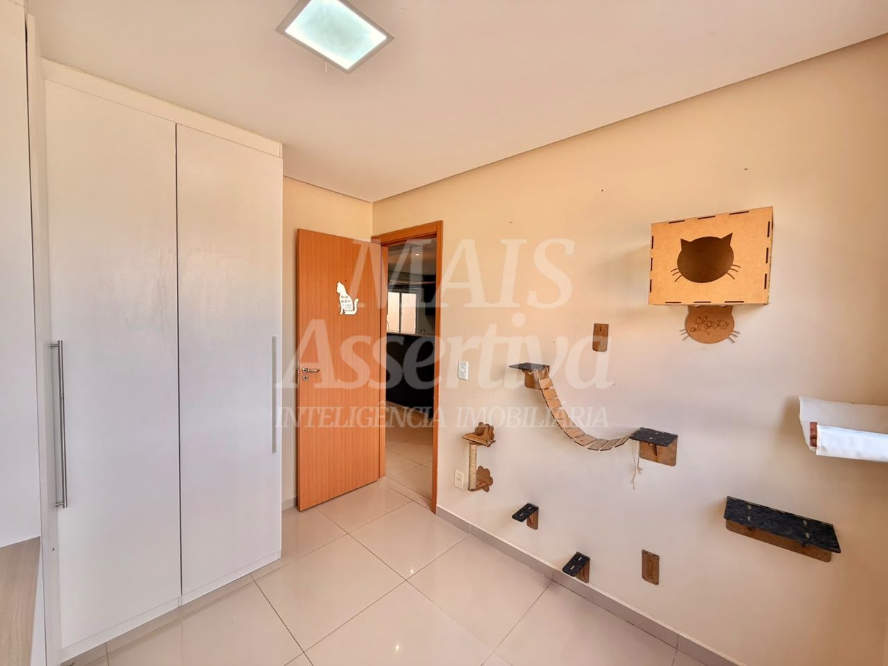 Excelente apartamento térreo para locação - Condomínio Saint Germain/Canudos