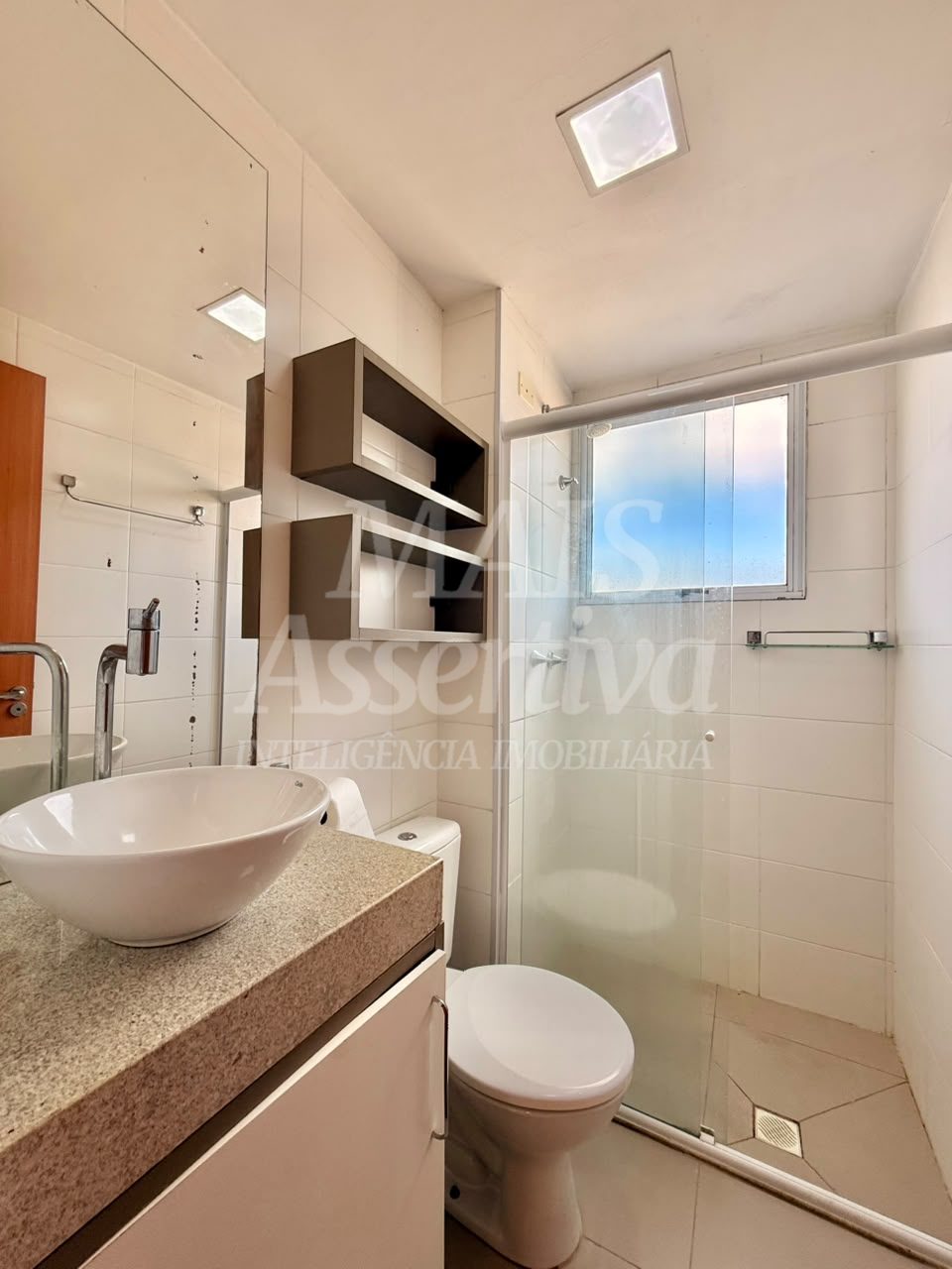 Excelente apartamento térreo para locação - Condomínio Saint Germain/Canudos