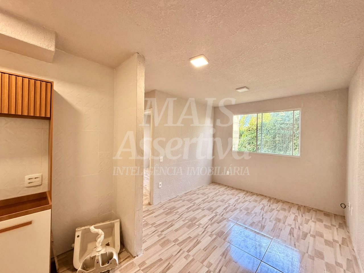 Apartamento térreo para venda no Residencial Alto Paraíso - Semi mobiliado