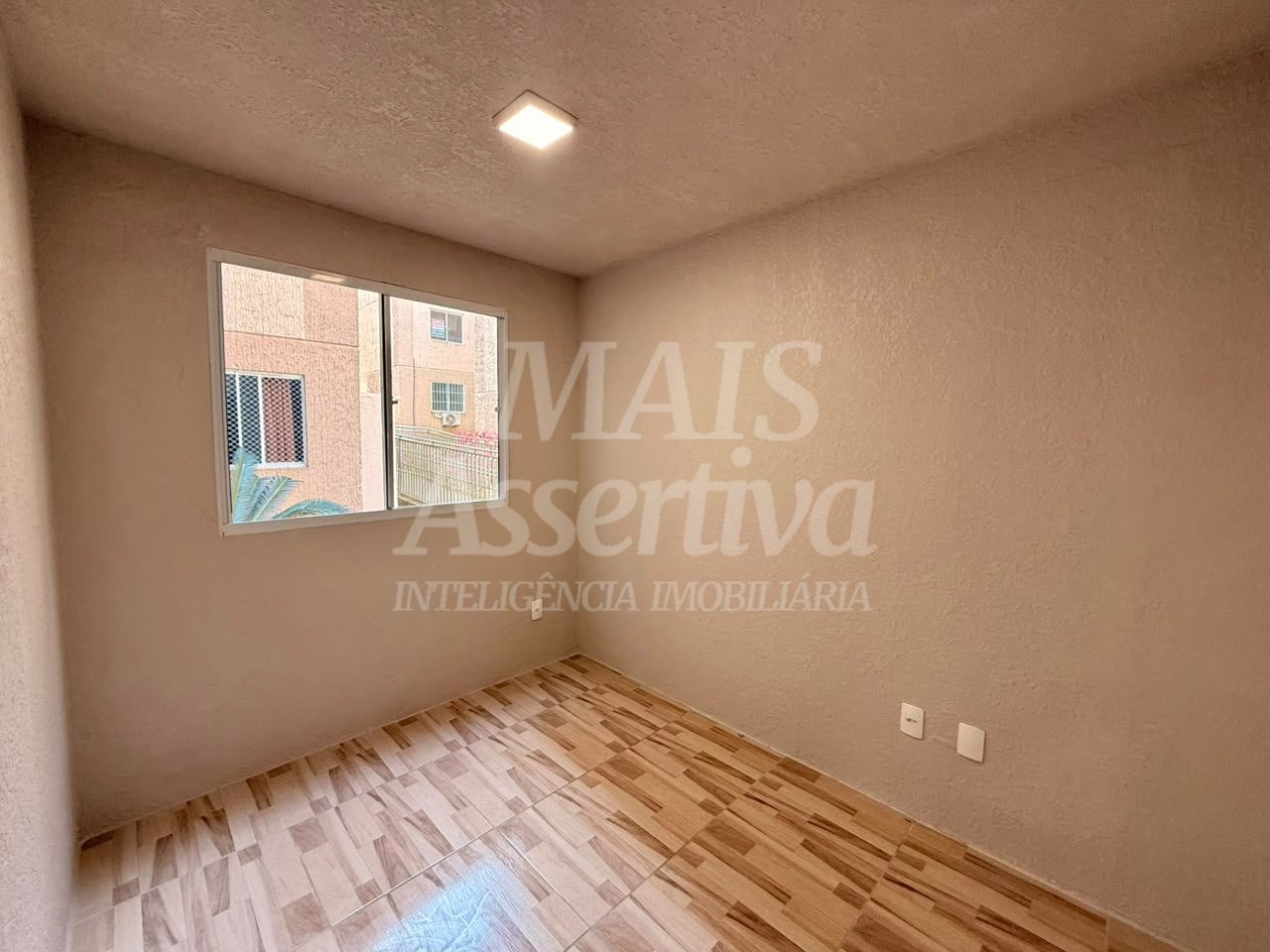 Apartamento térreo para venda no Residencial Alto Paraíso - Semi mobiliado