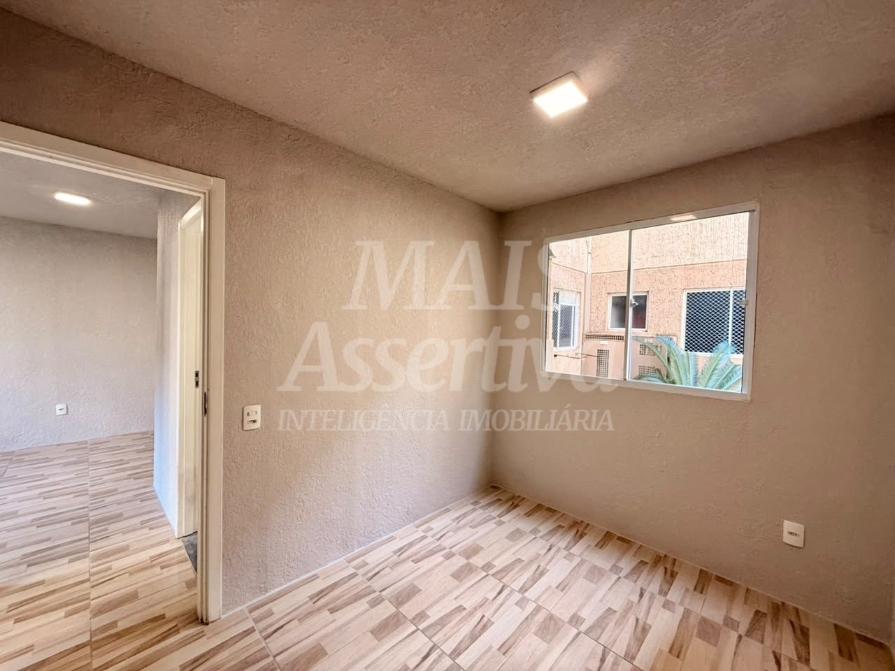 Apartamento térreo para venda no Residencial Alto Paraíso - Semi mobiliado