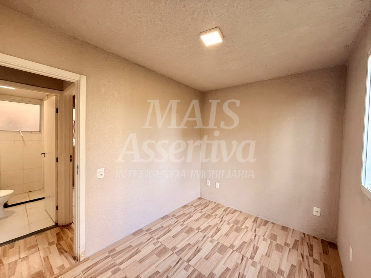 Apartamento térreo para venda no Residencial Alto Paraíso - Semi mobiliado