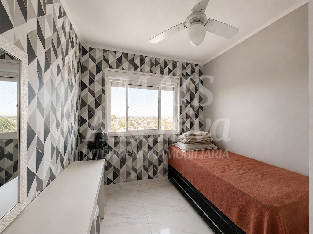 Excelente apartamento à venda - 3 Dormitórios, semi mobiliado e com sacada!