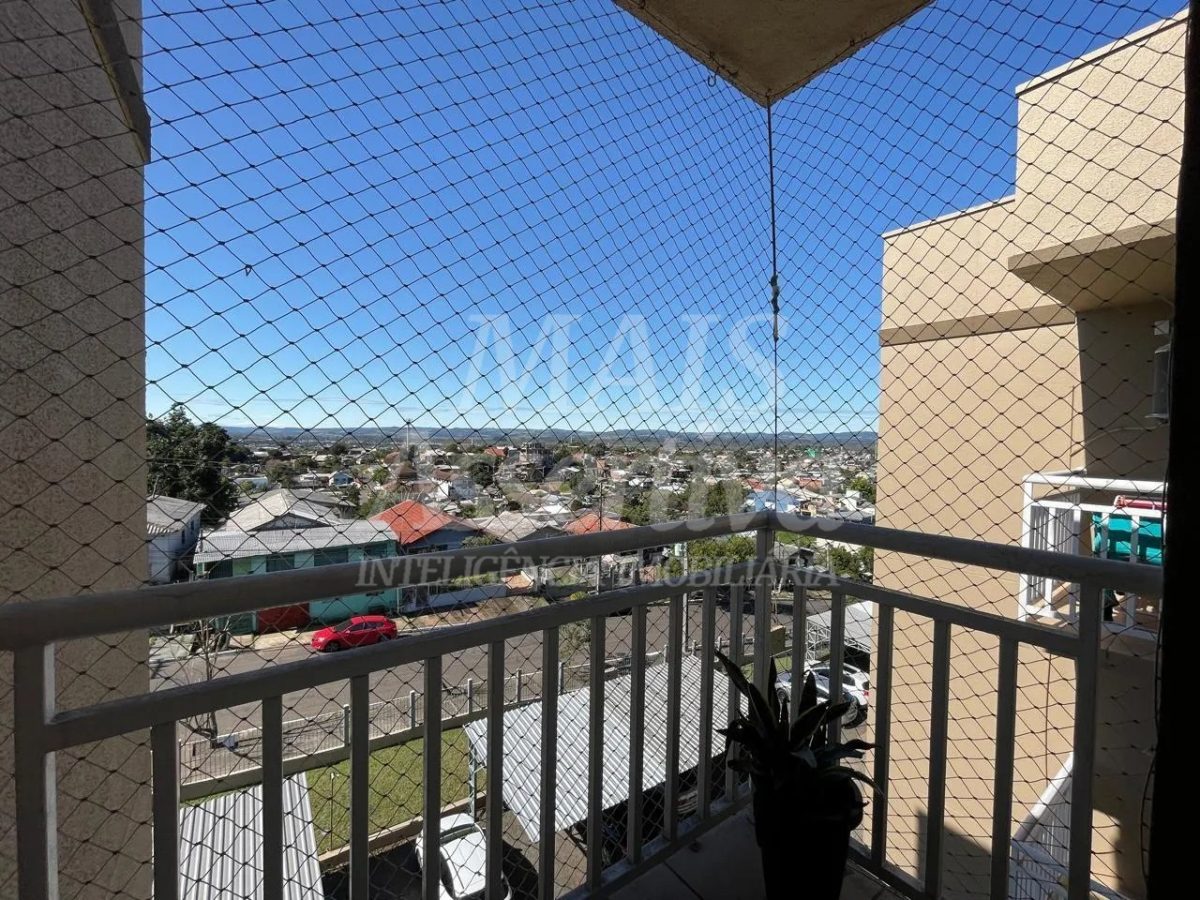 Excelente apartamento à venda - 3 Dormitórios, semi mobiliado e com sacada!