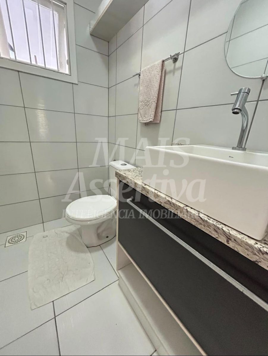 Casa para venda no bairro Rondônia em Novo Hamburgo - 3 dormtiórios 