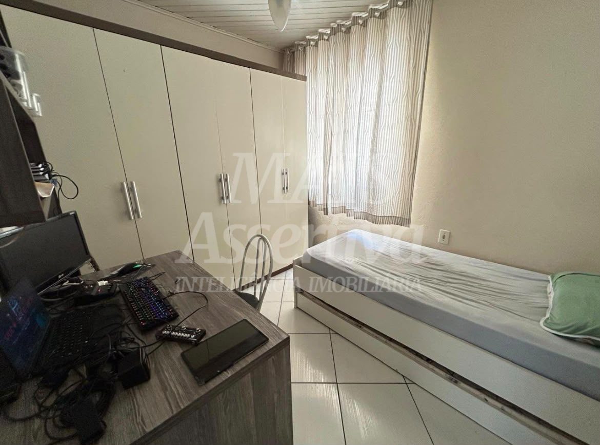 Casa para venda no bairro Rondônia em Novo Hamburgo - 3 dormtiórios 