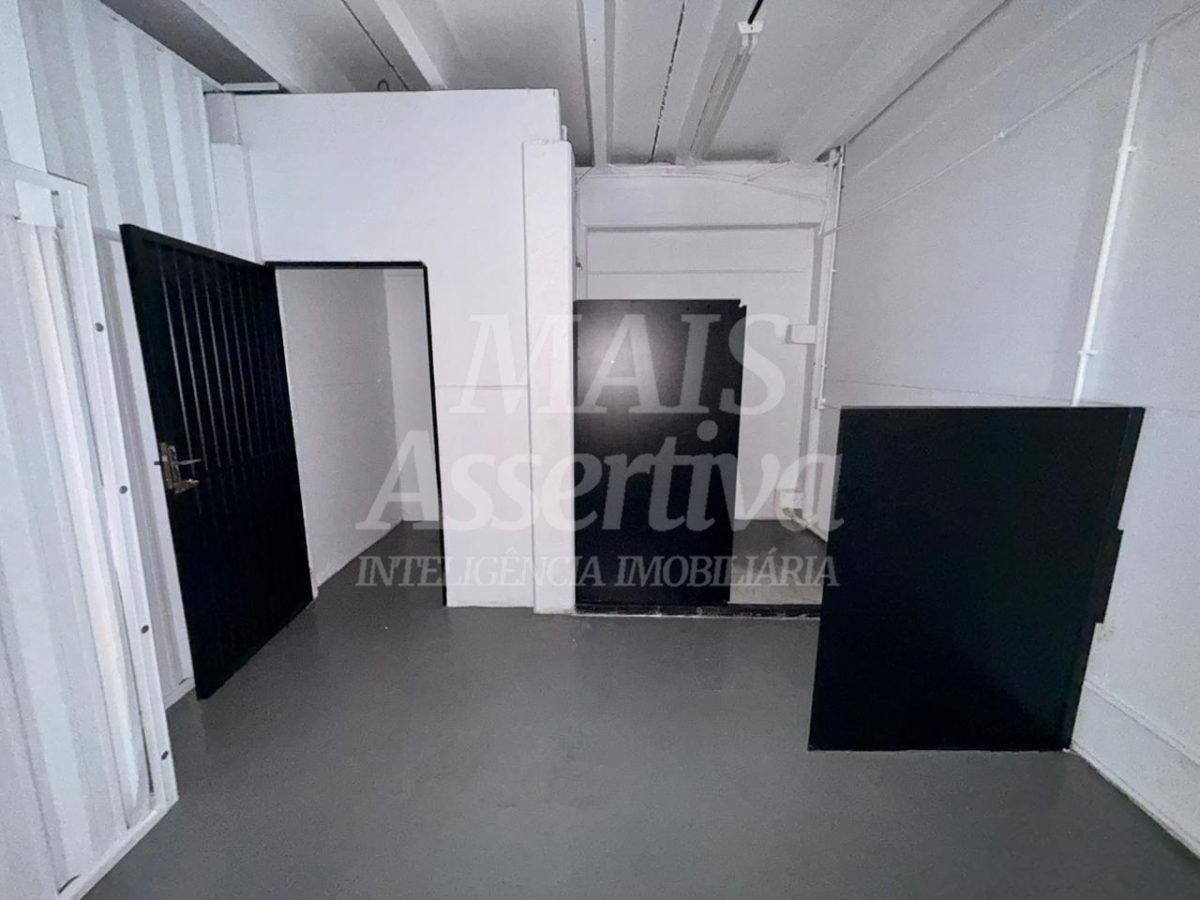 Ótima sala comercial para locação no bairro Operário em Novo Hamburgo - Com mezanino